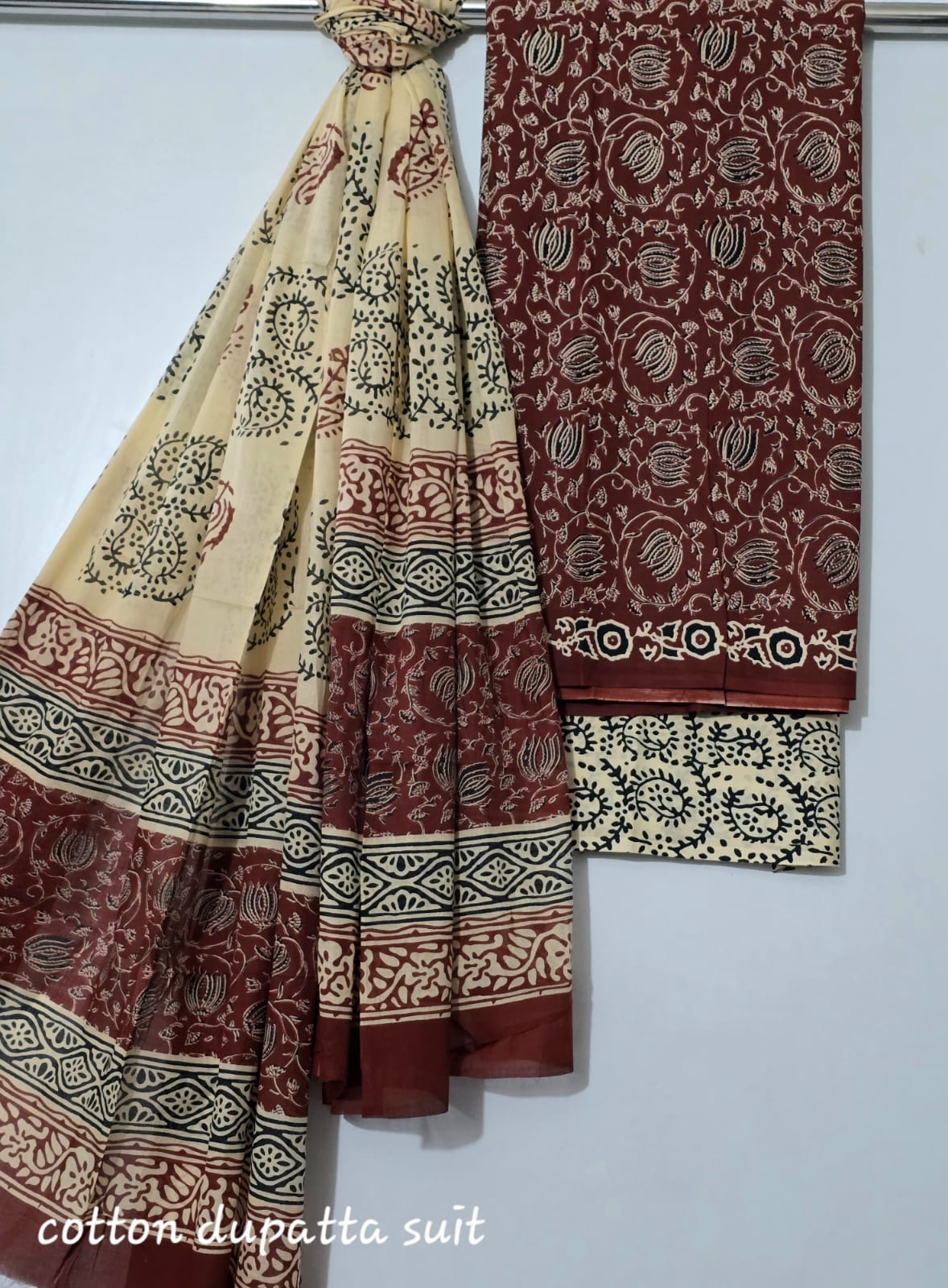 Cotton Dupatta Suit with Traditional Block Prints – Elegant Red & Beige Pattern