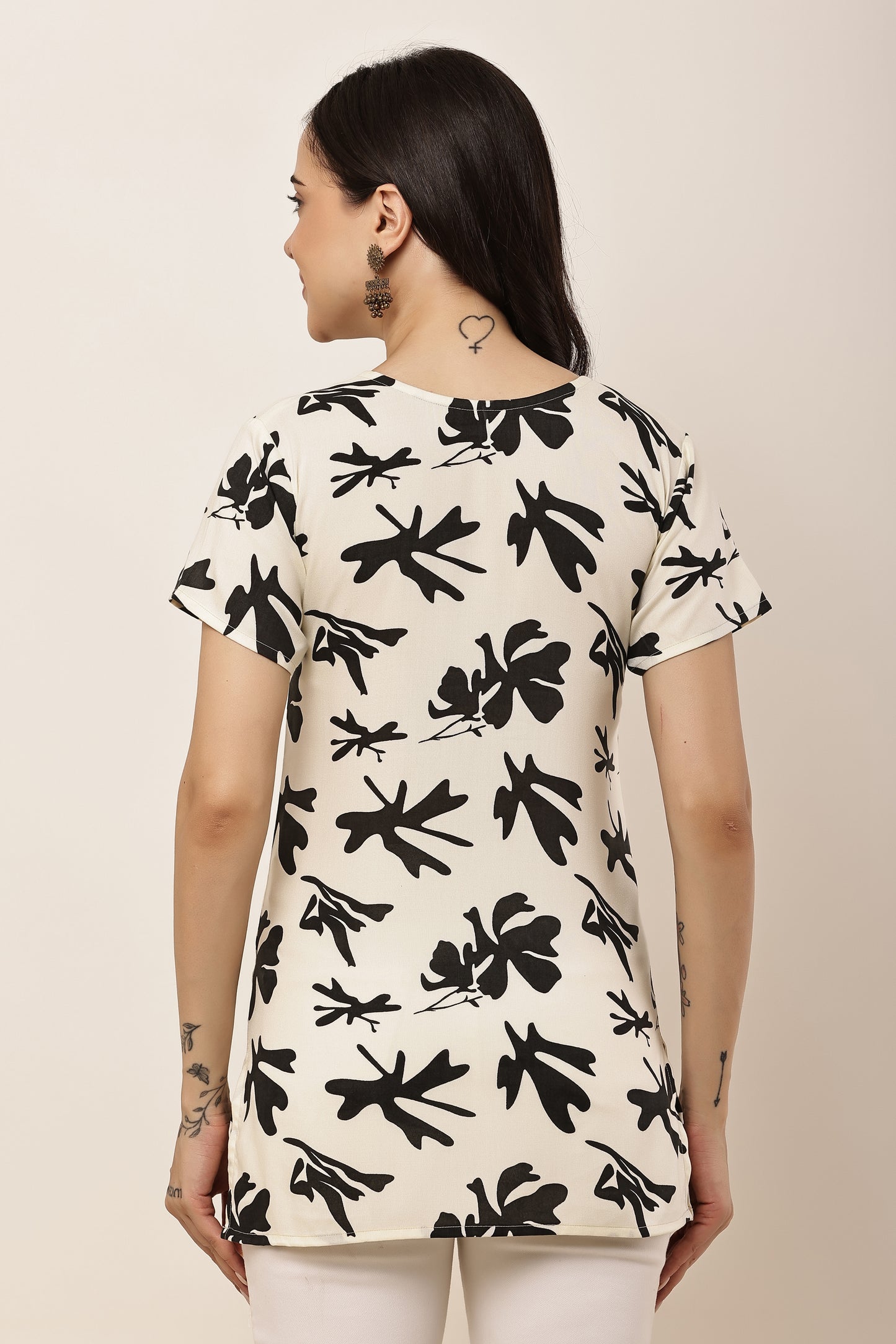 Women's Off-White Abstract Floral Print Square Neck Tunic Top