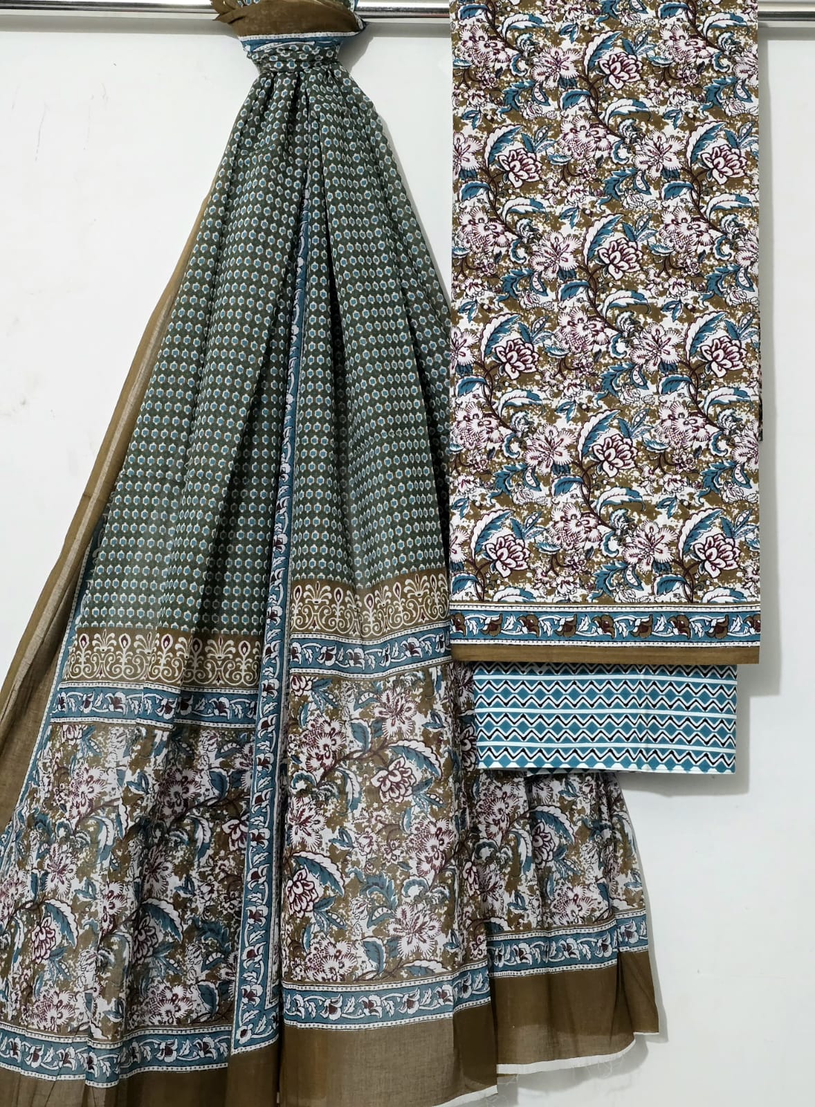 Cotton Dupatta Suit Set in Soft Pink and Purple